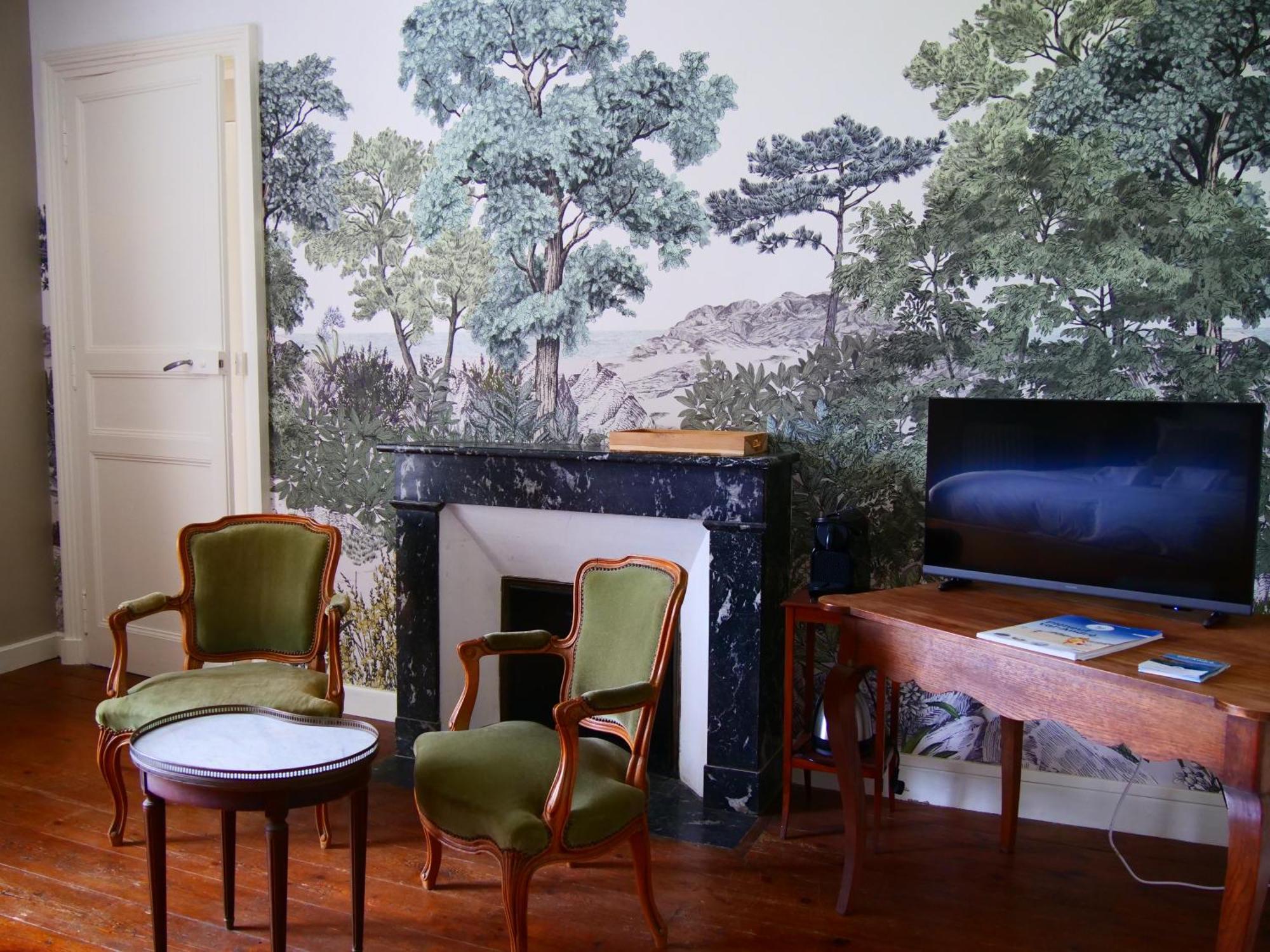Domaine Du Cloitre Bed & Breakfast เปลเนิฟ-วัล-อ็องเดร ภายนอก รูปภาพ